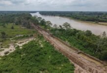 Intervienen Isla Gaviotas con acciones de mitigaciรณn ante temporada de lluvias.